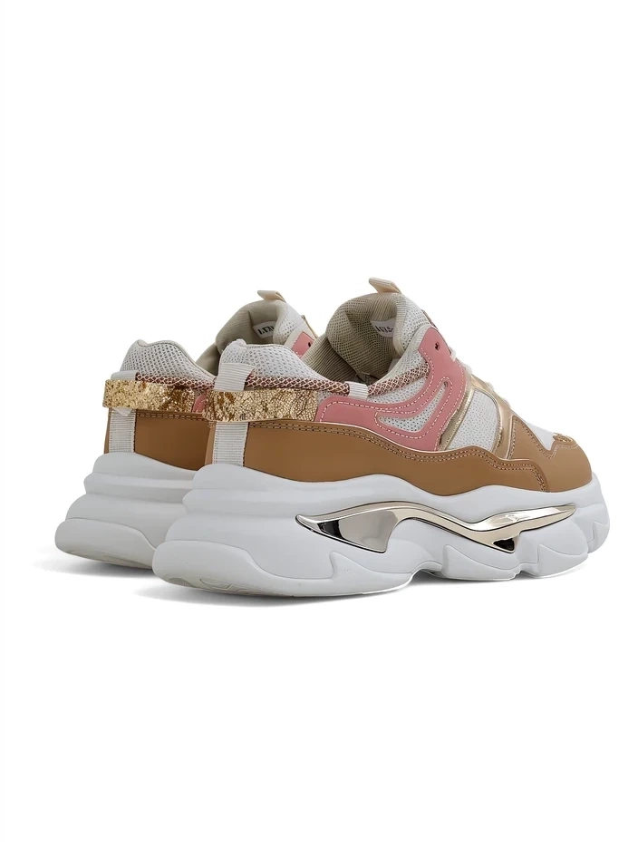 Resti Women's sneakers on a thicker sole Lesalli