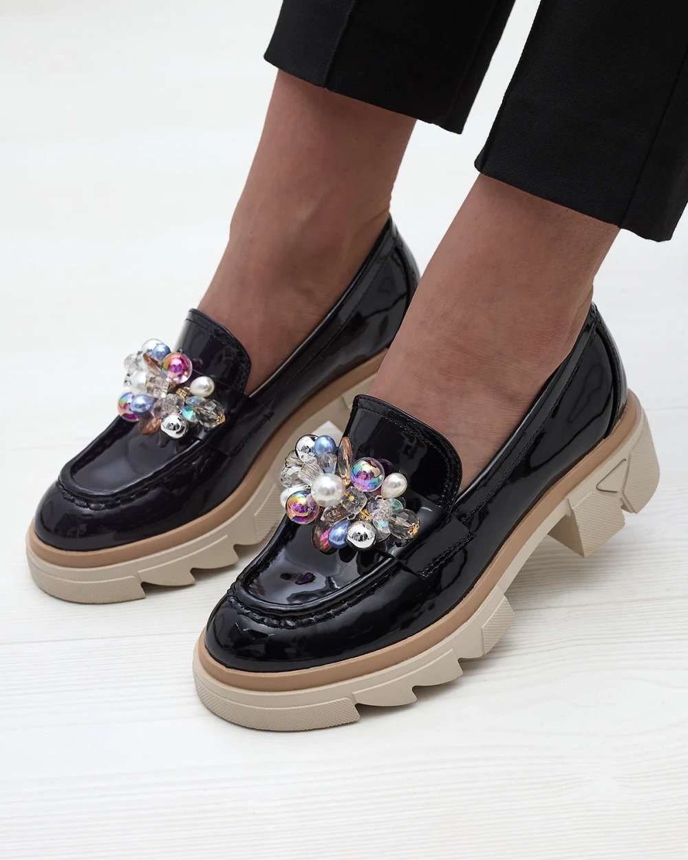 Resti Lacquered black moccasins for women Geloppa - Footwear