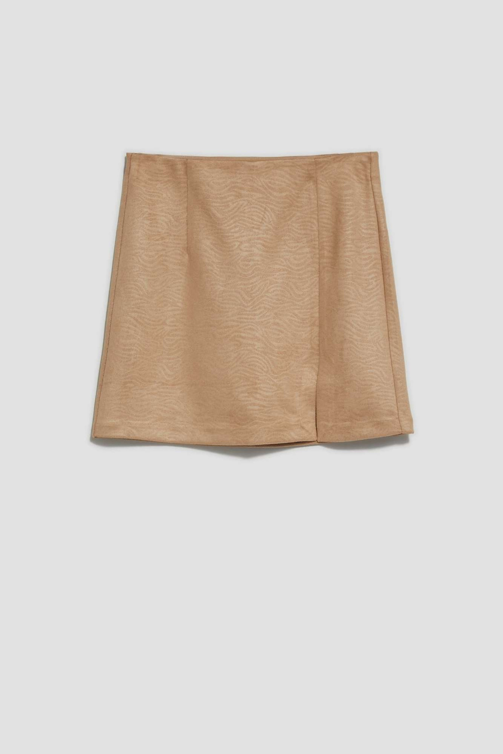 Mini skirt with slit