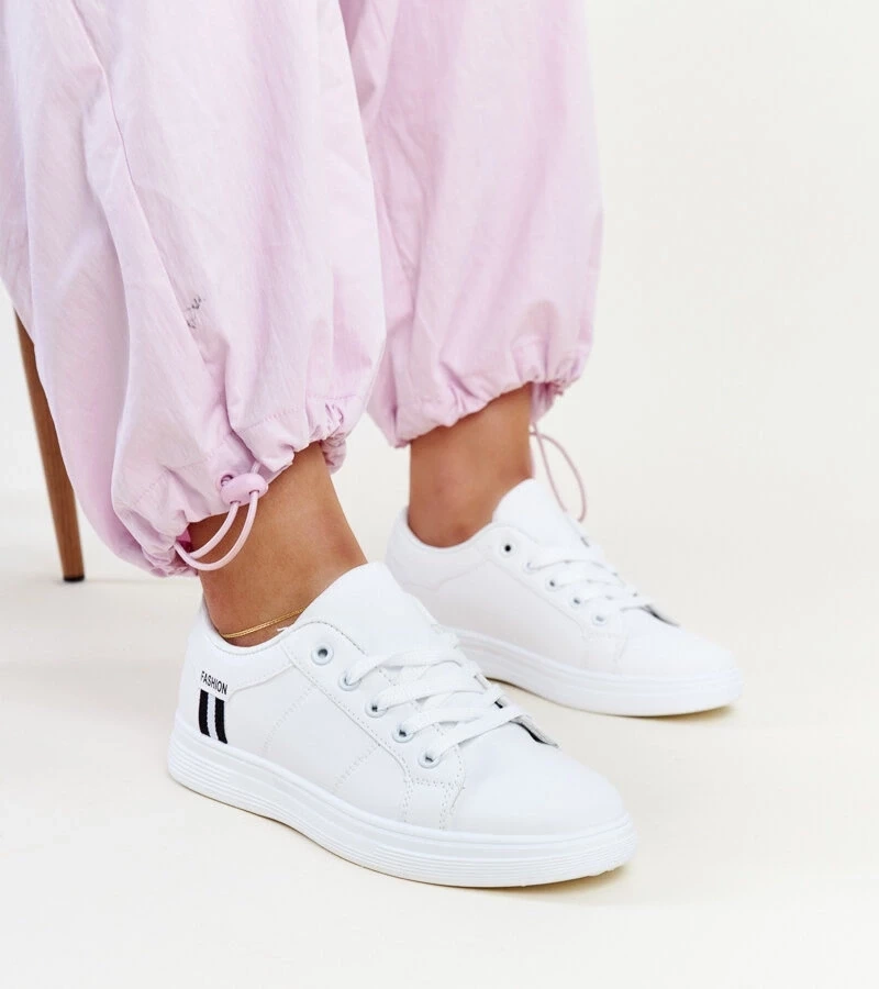 D/CEO Beige trainers Venancia