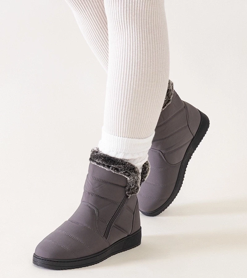 marka niezdefiniowana Grey snow boots decorated with Khit fur