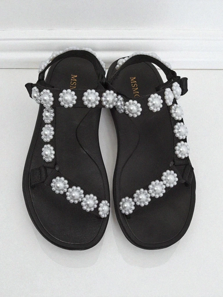 Resti Perseida women&#039;s black platform sandals with pearls