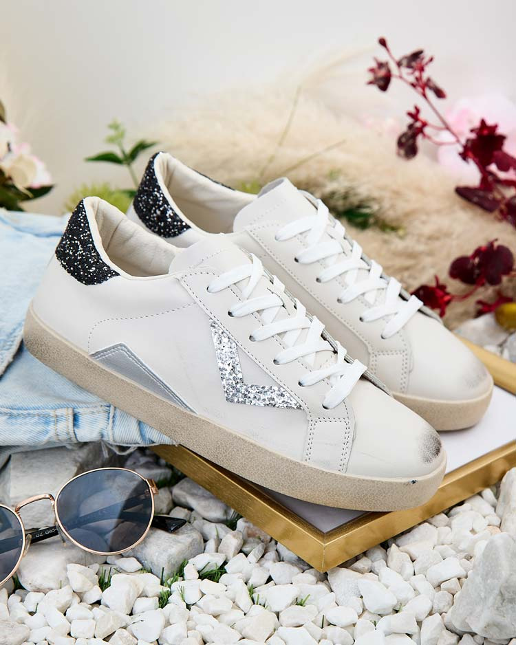 Resti Women&#039;s sporty sneakers with embellishments Ginn
