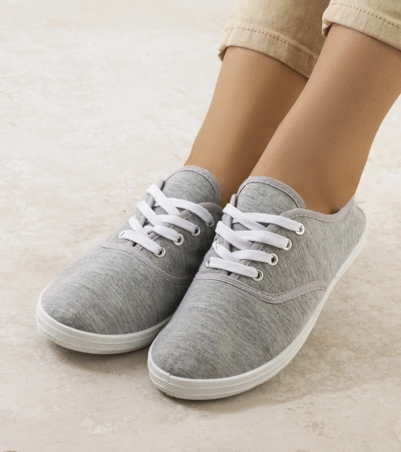 D/CEO Women's navy blue sneakers Snicki