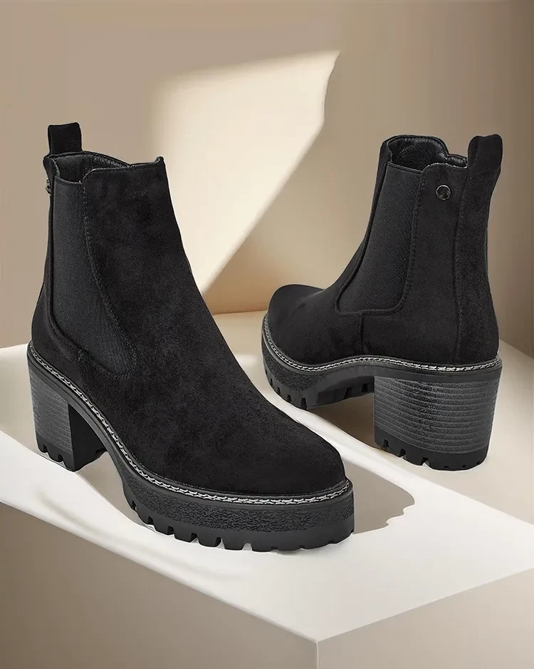 Resti Eco-suede women's ankle boots on a post Segori