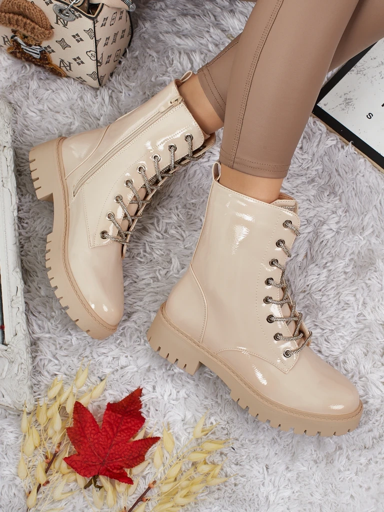 Дамски лачени боти Resti Fjorra