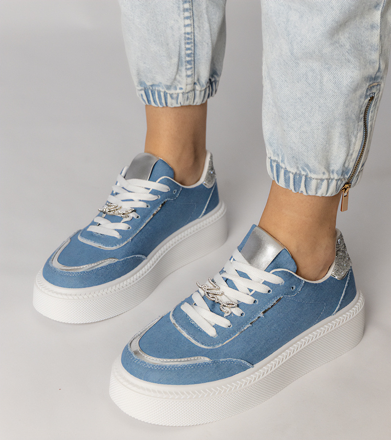 marka niezdefiniowana Beige ballerinas with studs and buckle Salos