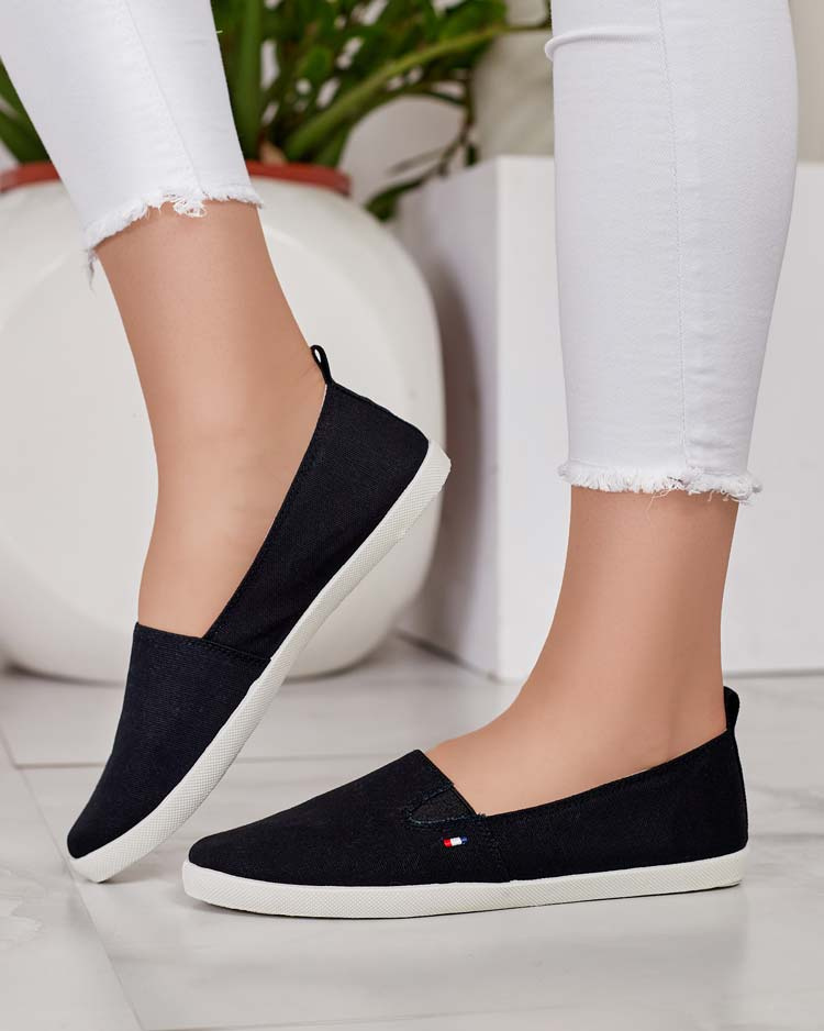 Resti Women's Peliotte Sneakers