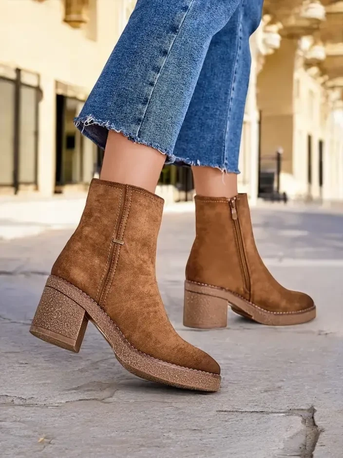 Resti Eco-suede women's ankle boots on a stiletto heel Egrios