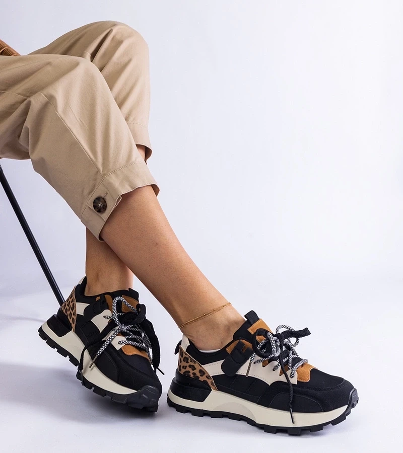 Gemre Adidași negri decorați cu motiv animalier Soria