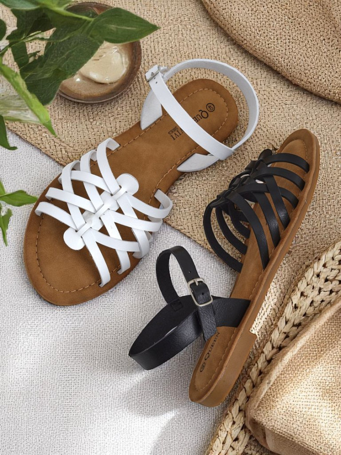 Resti Royal Fashion Women's Livia sandals with decorative straps
