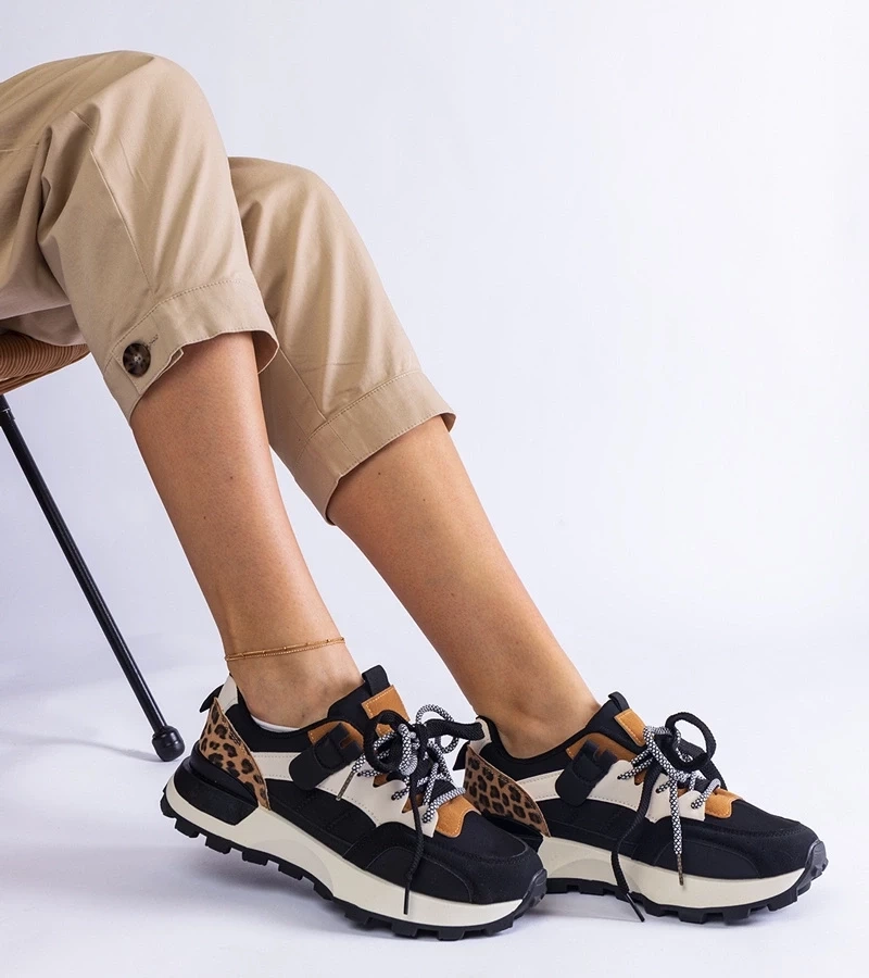 Gemre Adidași negri decorați cu motiv animalier Soria