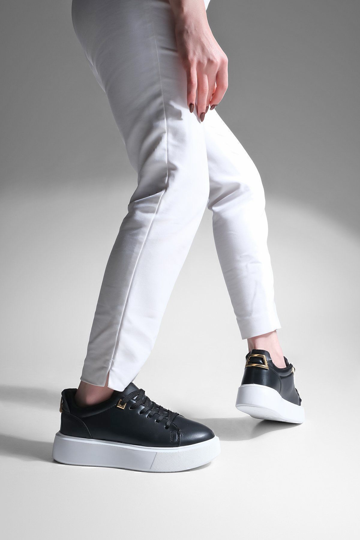 Teniși de damă Marjin