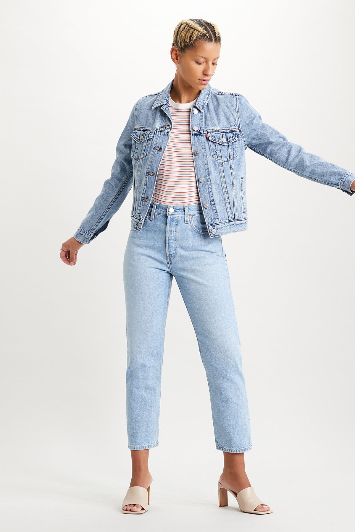 Light blue Levi's women's denim jacket®