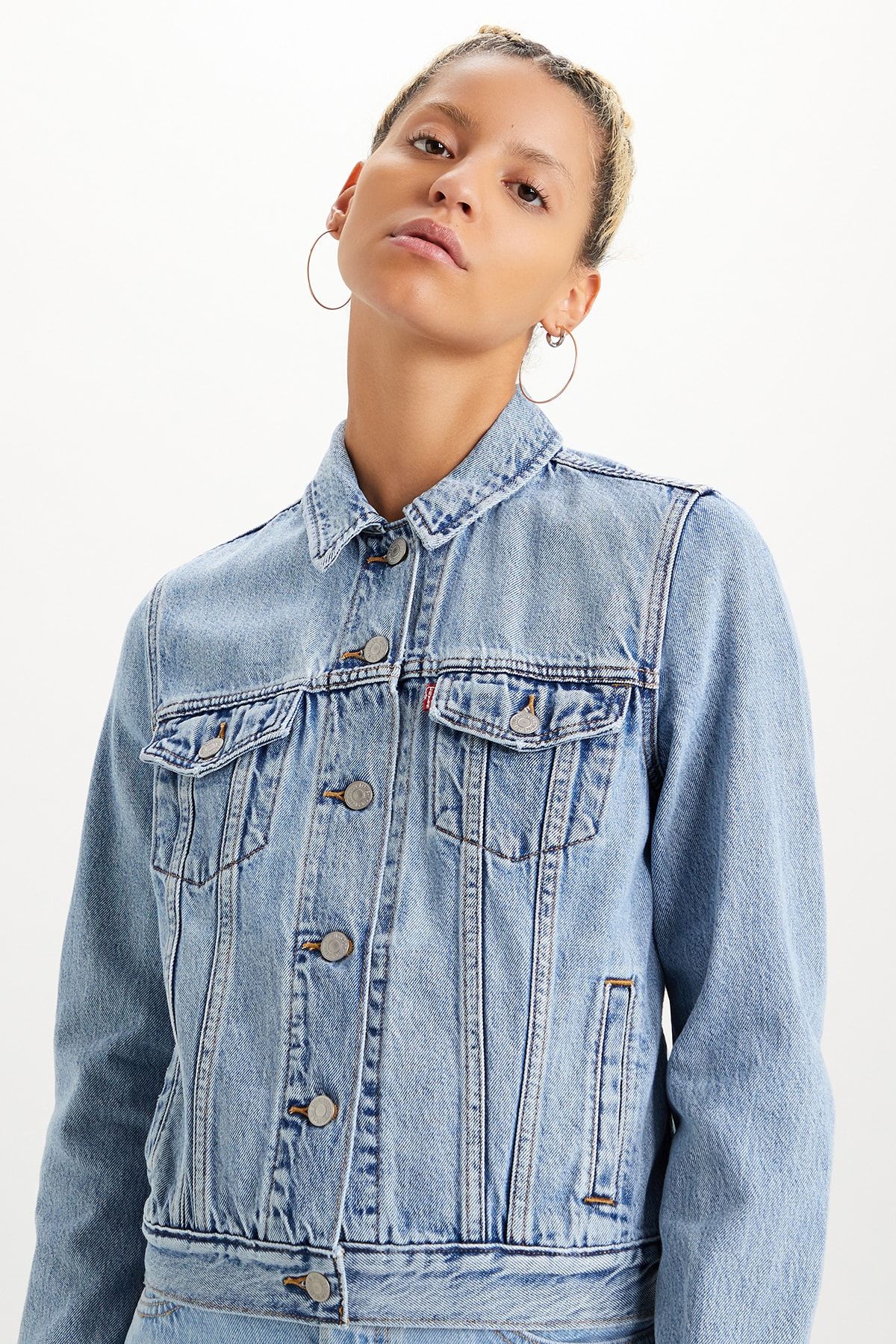 Light blue Levi's women's denim jacket®