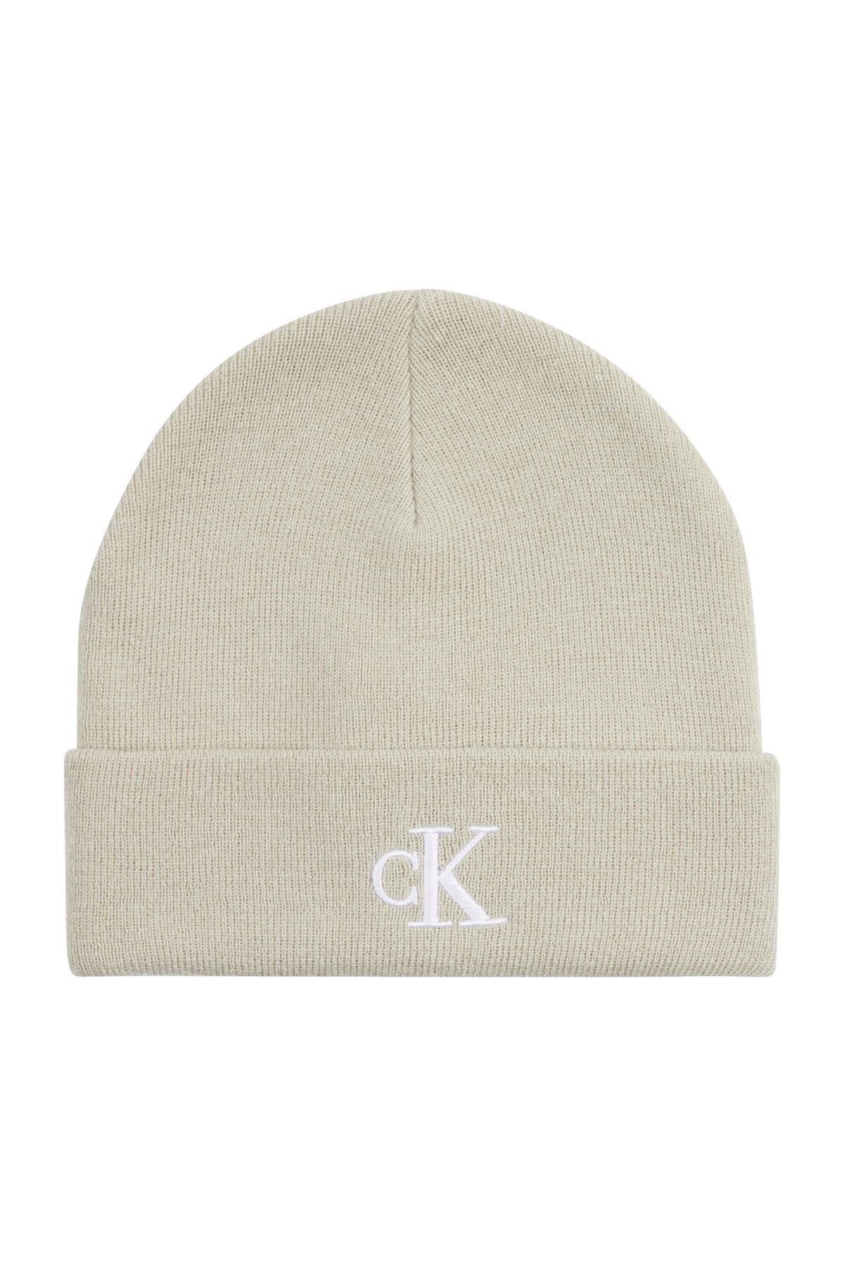 Calvin Klein MONOGRAM EMBRACE BEANIE