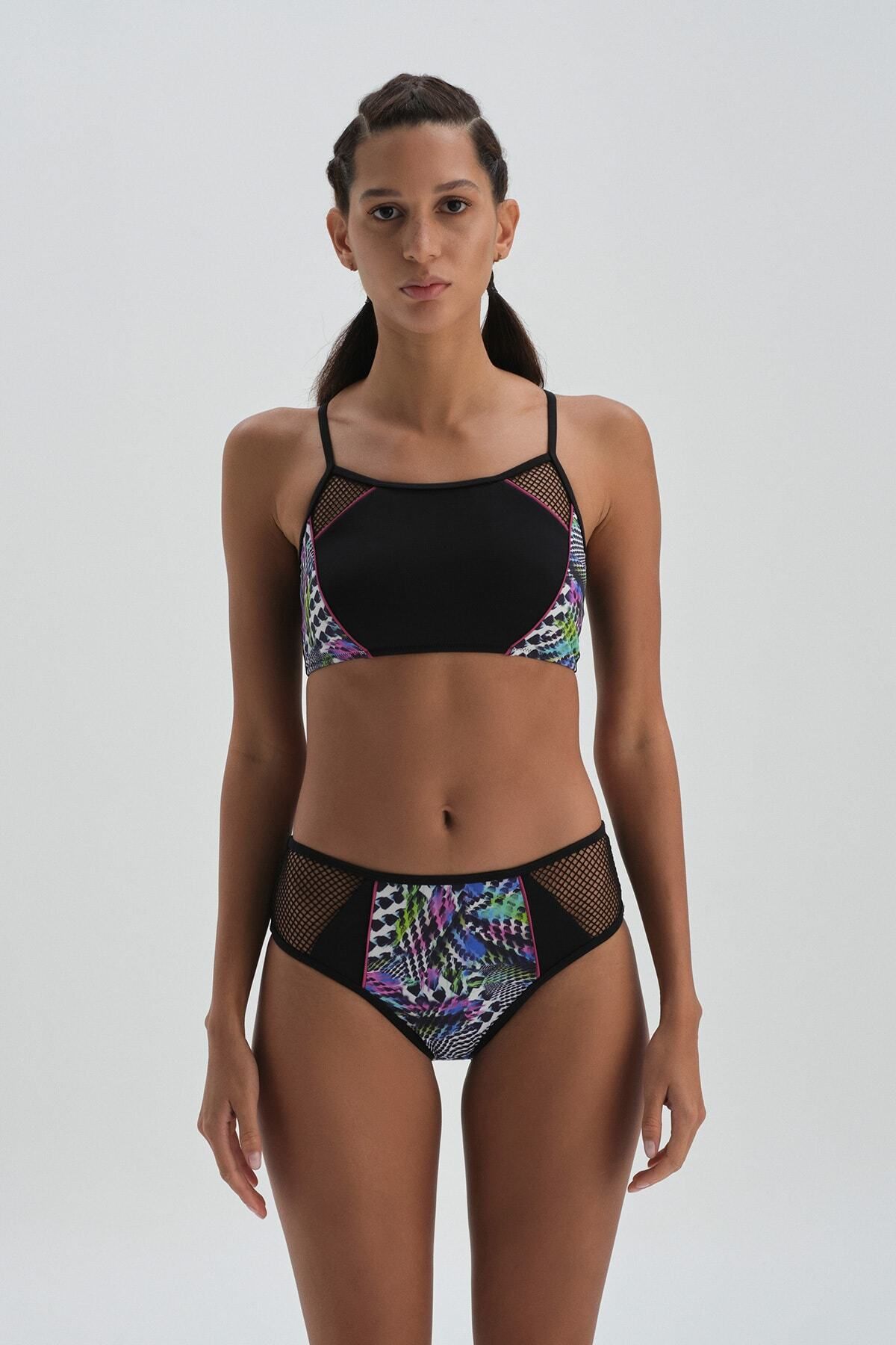 Bikini dama, partea de jos, Dagi