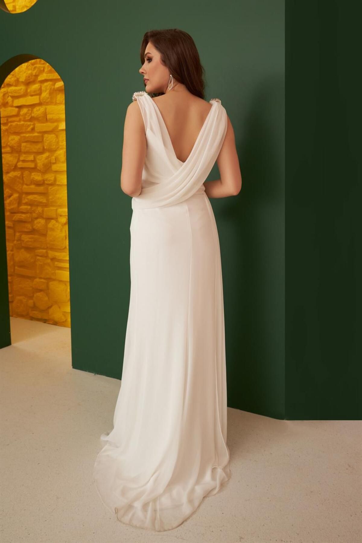 Carmen Ecru Chiffon Shoulder Stone Long Wedding Dress