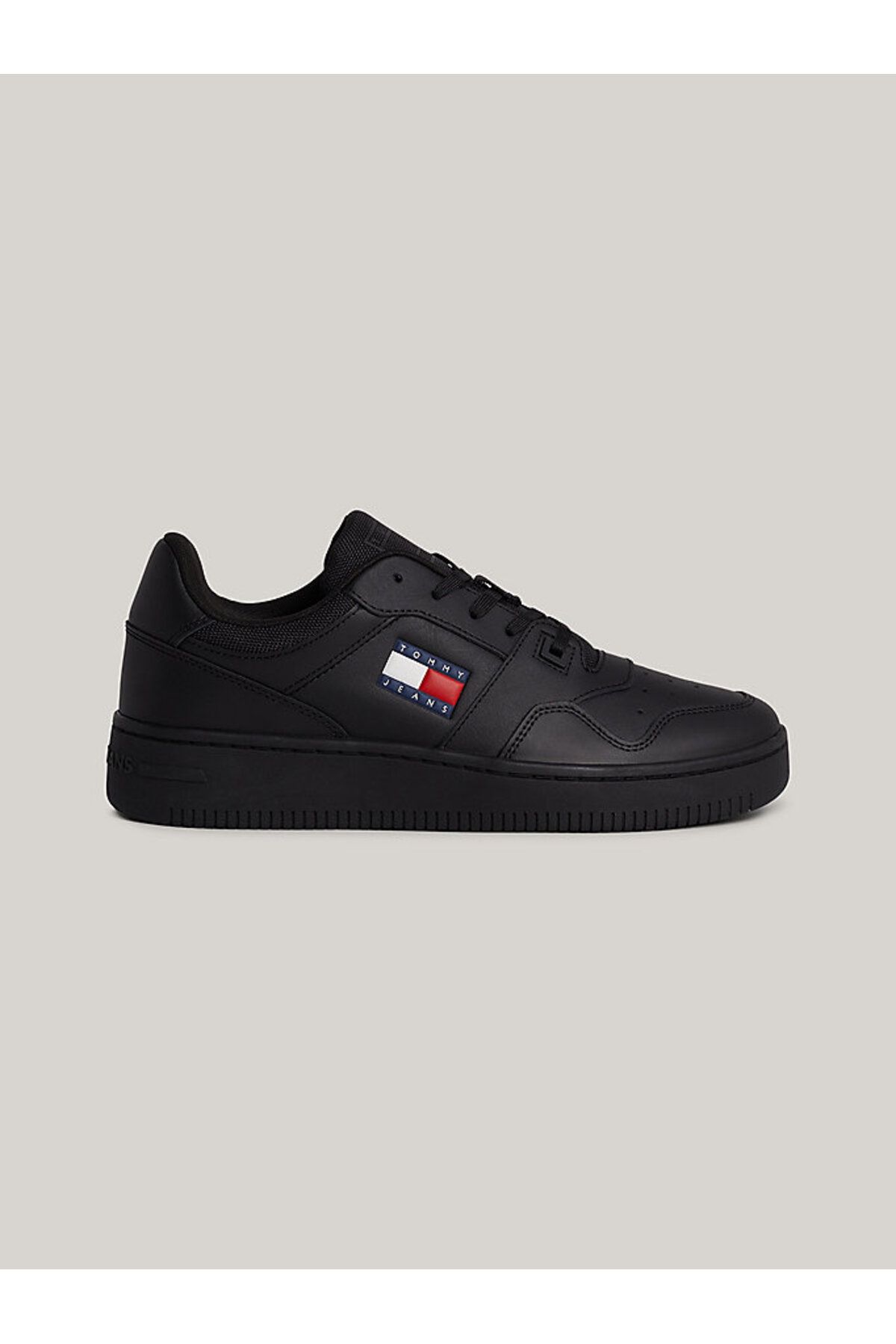 Tommy Hilfiger Men's Brand Logo Leather Top Rubber Outsole Black Sneakers Suitable for Casual Use