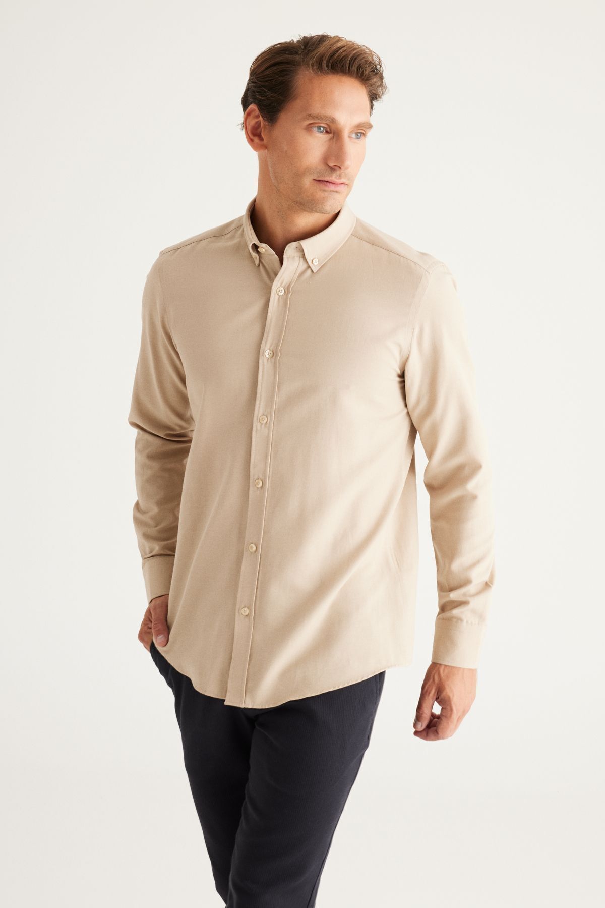 AC&Co / Altınyıldız Classics Men's Oxford Beige Button-Down Collar Easy Iron Cotton Slim Fit Slim Fit Shirt