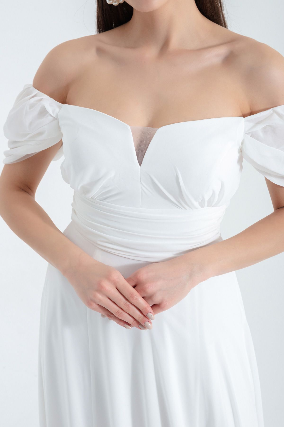 Lafaba Women's White Open Shoulder Slit Detailed Tulle Evening Dress