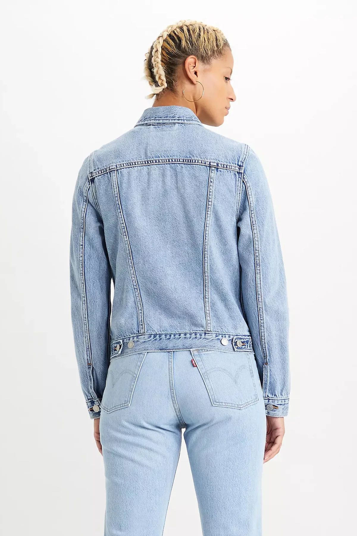 Light blue Levi's women's denim jacket®