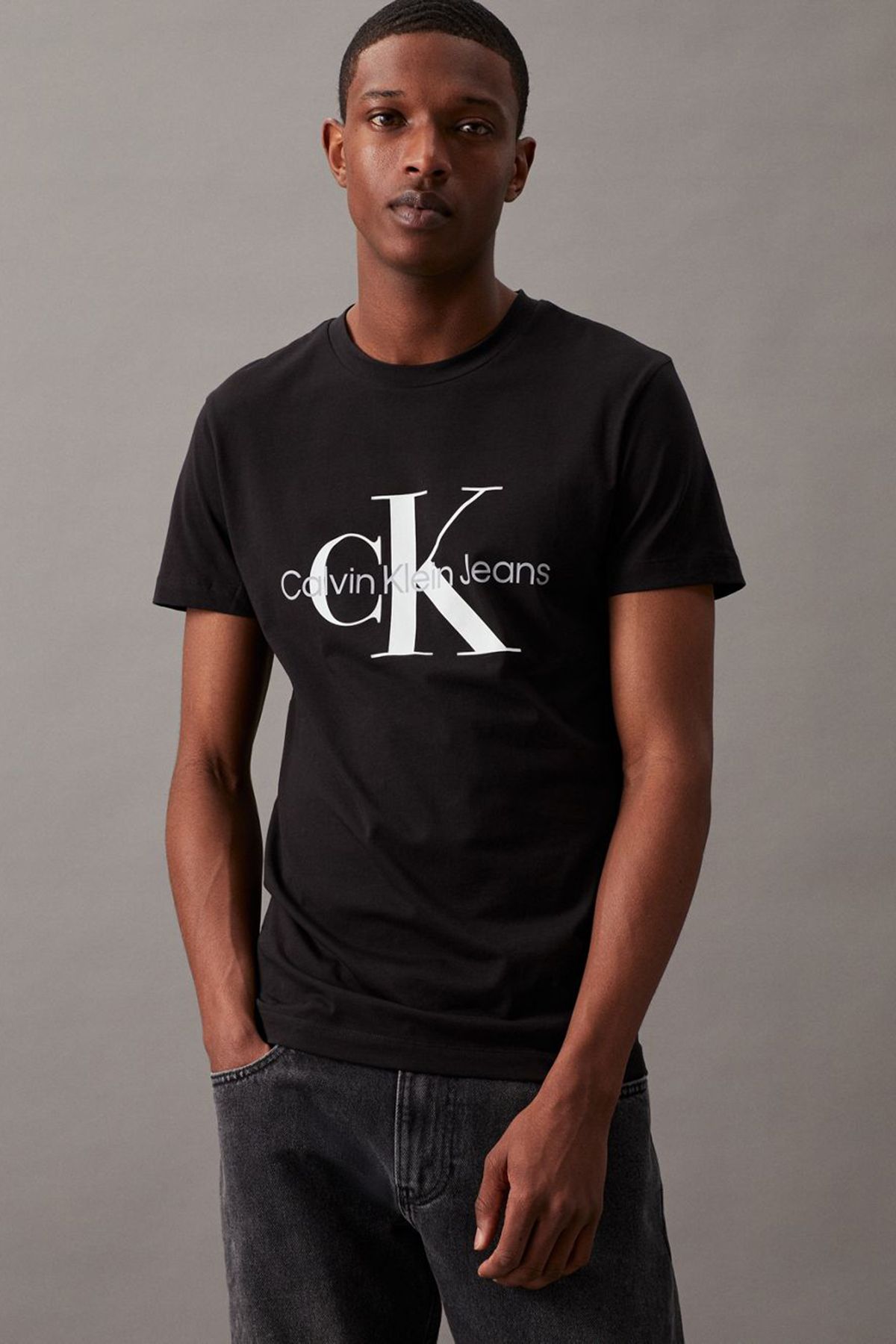 Calvin Klein Men's Black T-Shirt