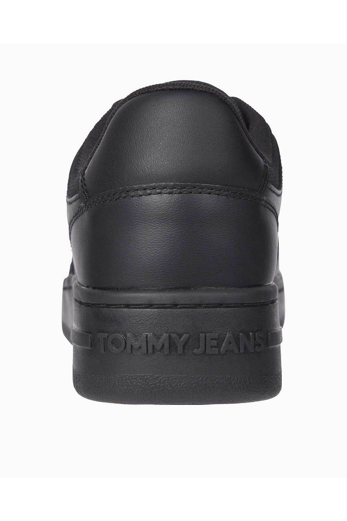 Tommy Hilfiger Men's Brand Logo Leather Top Rubber Outsole Black Sneakers Suitable for Casual Use