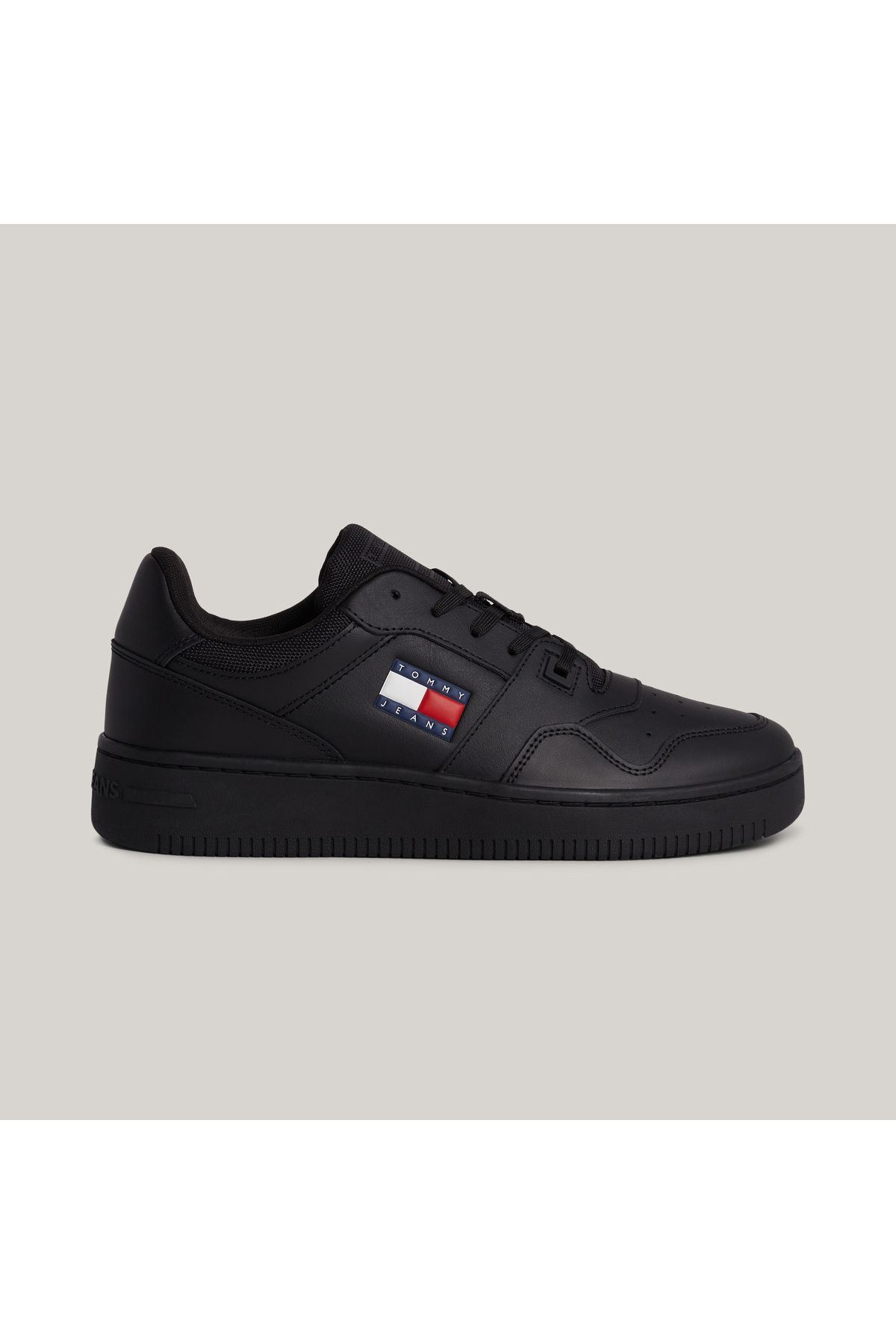 Tommy Hilfiger Men's Brand Logo Leather Top Rubber Outsole Black Sneakers Suitable for Casual Use