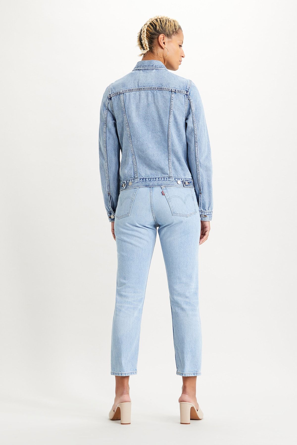 Light blue Levi's women's denim jacket®