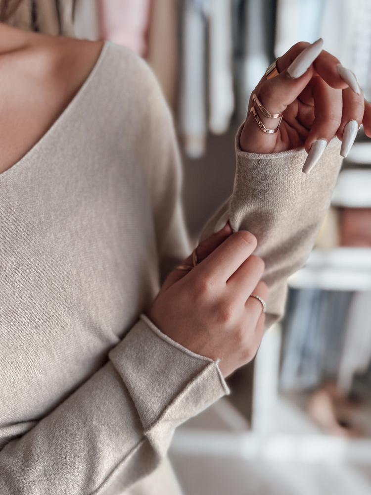 Sweter damski one size długi SOFTIL beżowy Dstreet