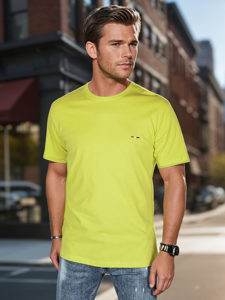 T-shirt męski z haftem żółty Dstreet