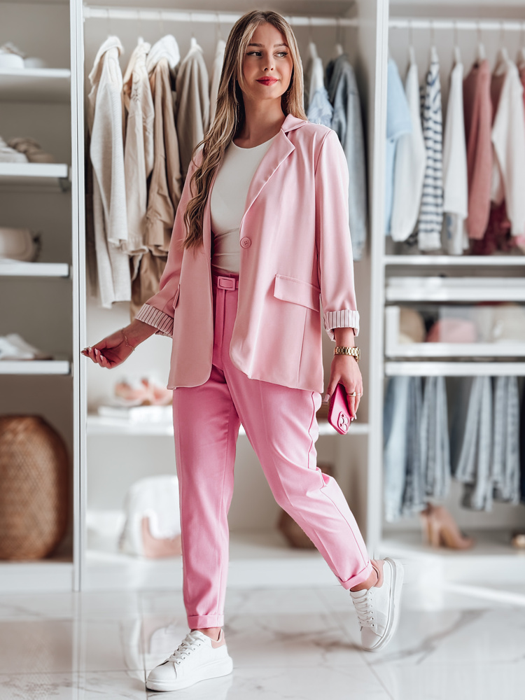 Pantaloni roz plisați cu curea