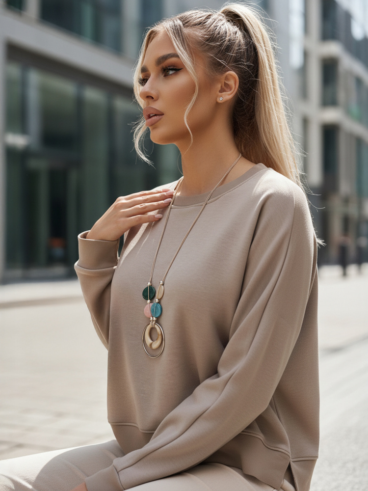 Dámska blúzka oversize s príveskom