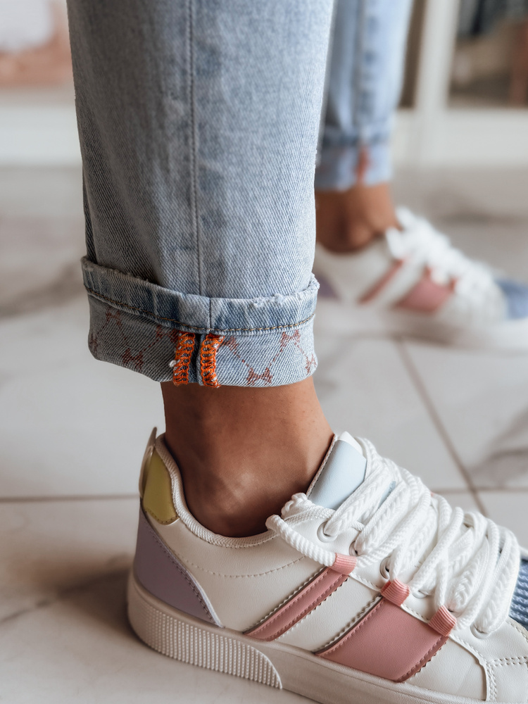 Spodnie damskie jeansowe mom fit DEMILOVE niebieskie Dstreet
