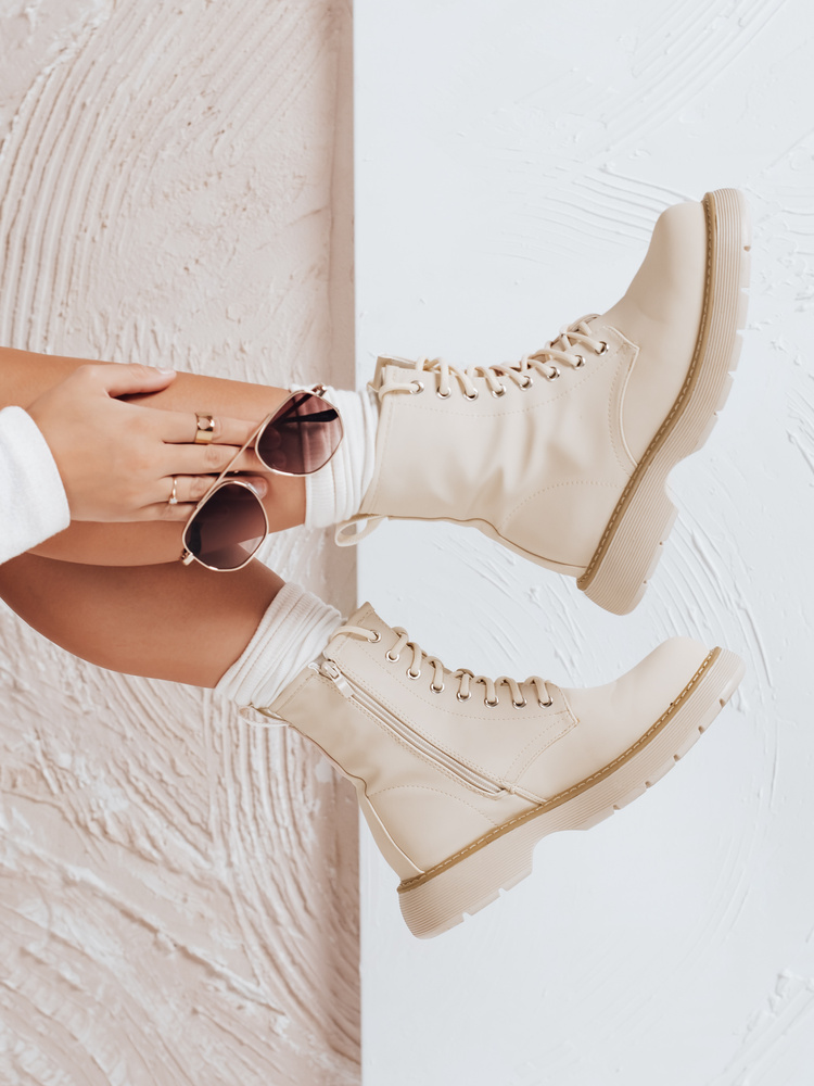 Botki damskie MOONSTONE beżowe Dstreet