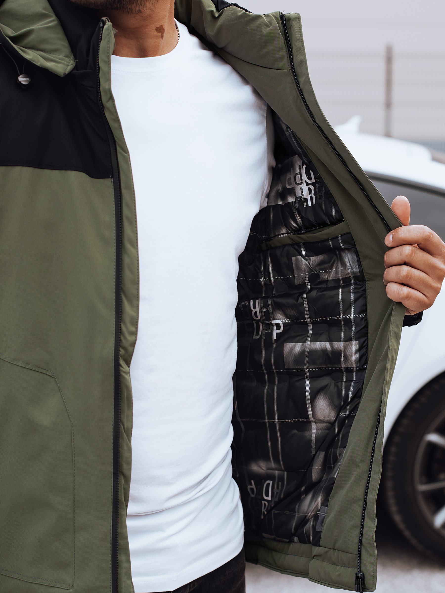 Kurtka męska zimowa z odpinanym kapturem zielona Dstreet