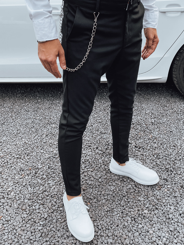 Pantaloni bărbătești negri cu lanț