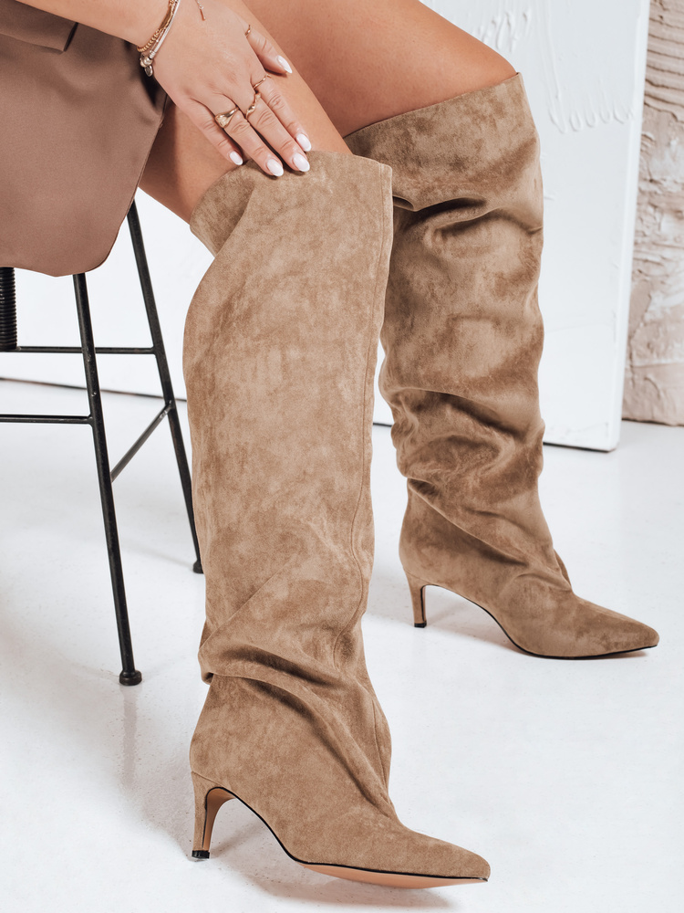 Ghete de damă din piele întoarsă cu partea superioară din jder