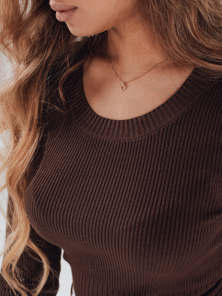 Damski sweter prążkowany NOLVIE brązowy Dstreet