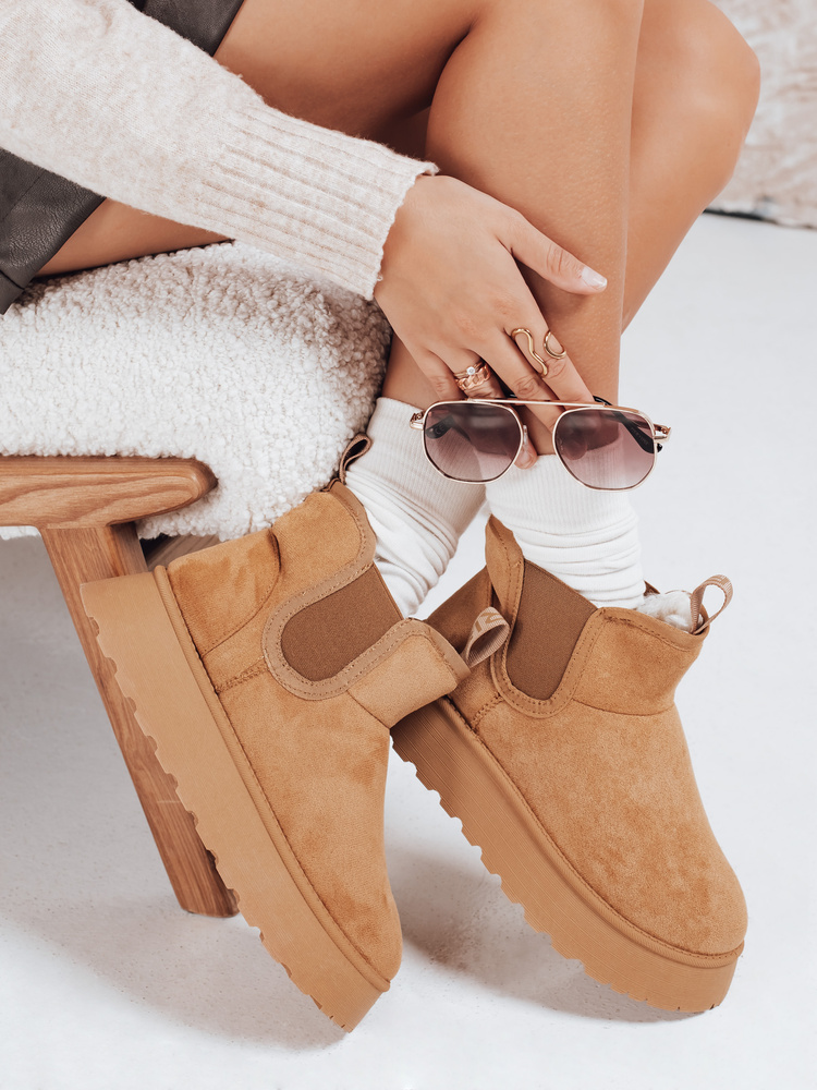 Дамски велурени снежни ботуши на платформа