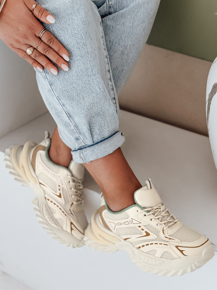 Teniși crem pentru femei