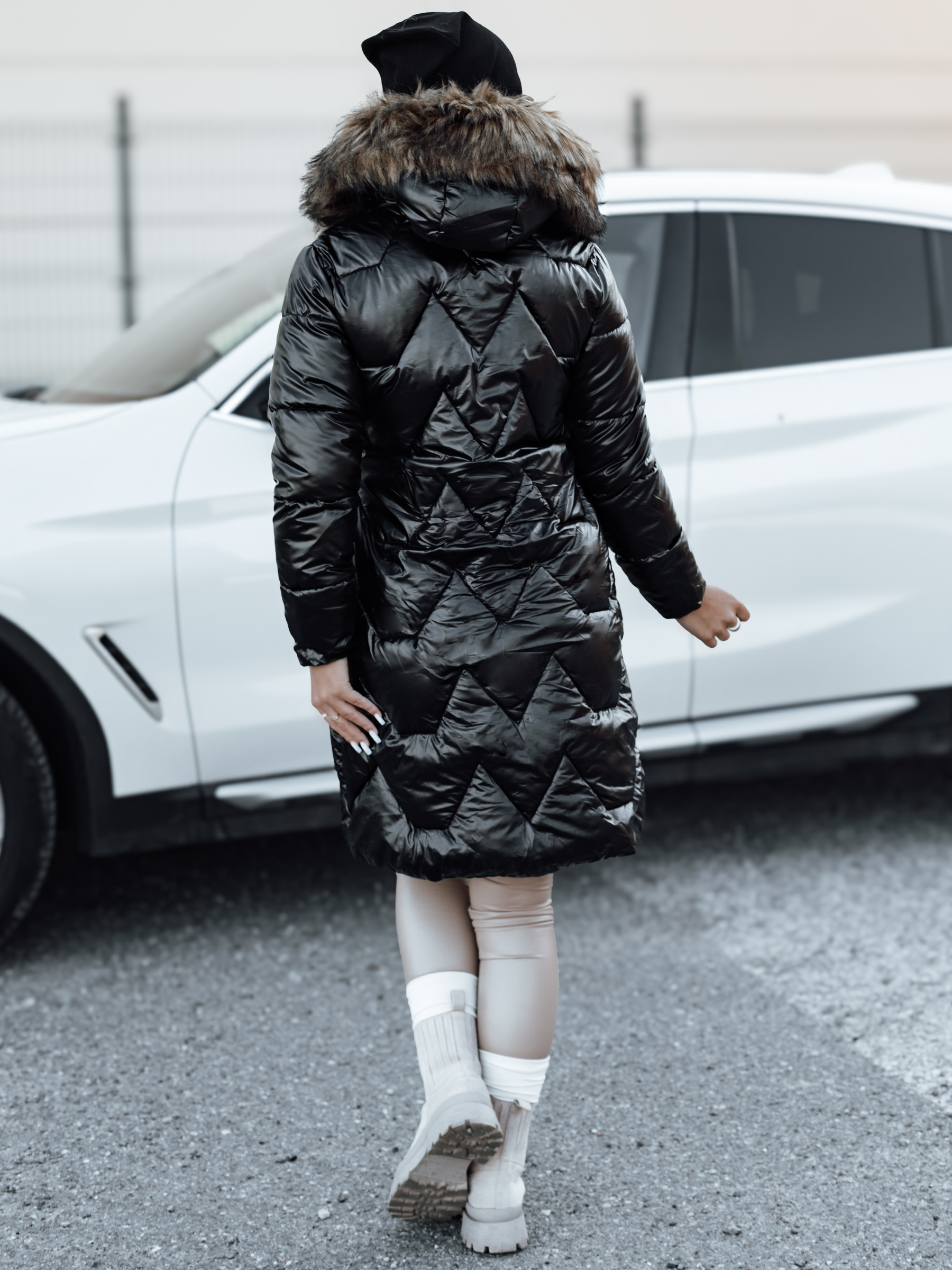 Geacă de iarnă pentru femei ELECIO neagră