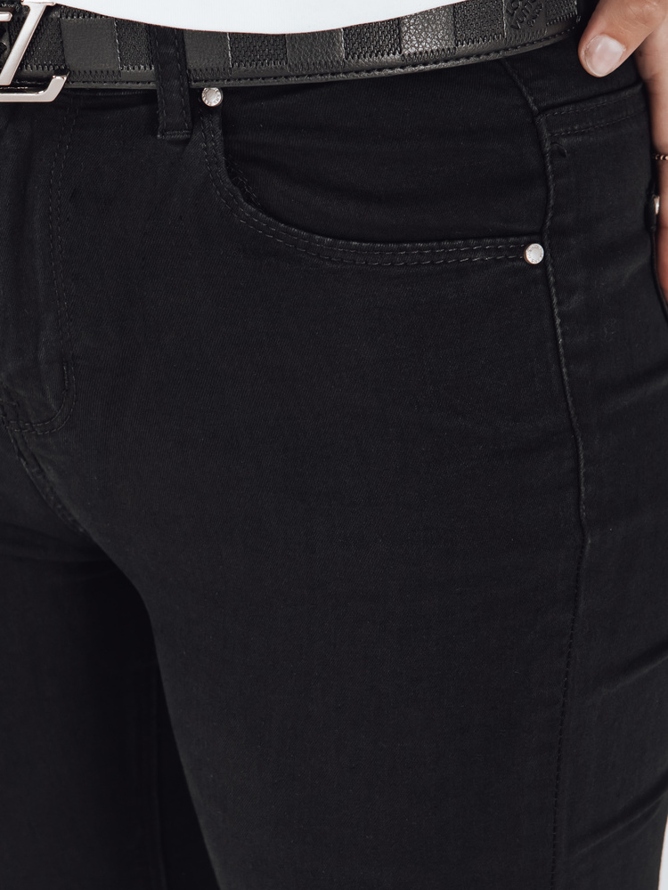 Blugi skinny negri pentru femei