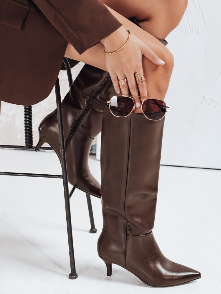 Kozaki damskie brązowe Dstreet