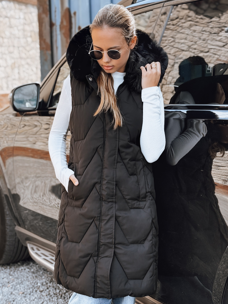 Дамски черен ватиран елек