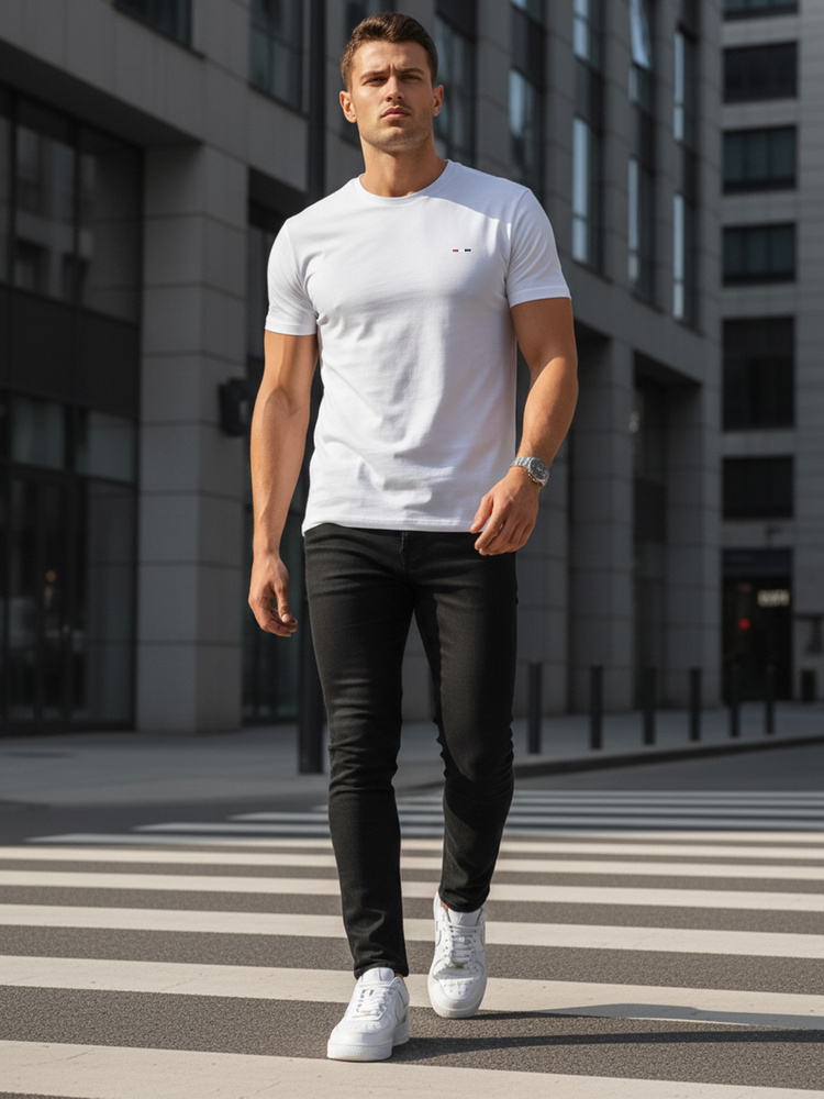 Biely pánsky T-shirt s výšivkou