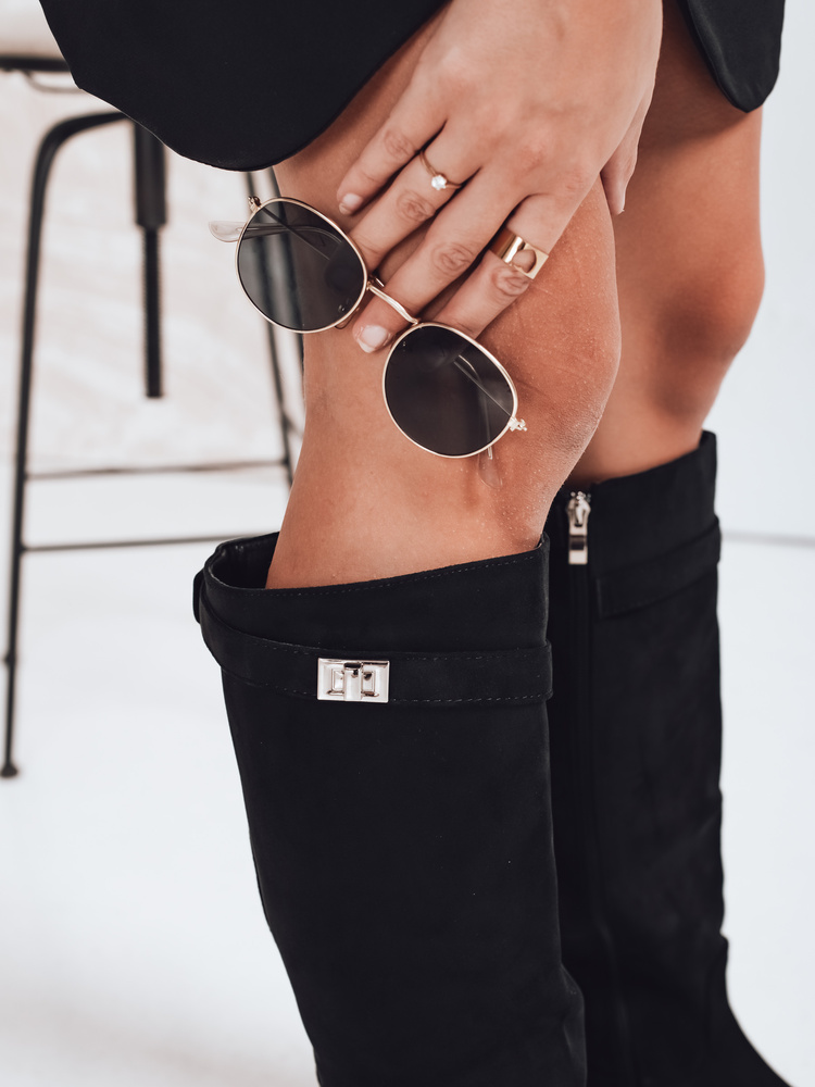 Kozaki damskie zamszowe na niskim obcasie czarne Dstreet