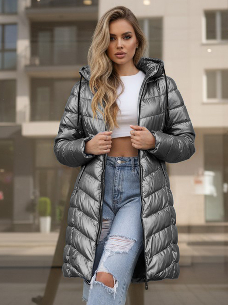 Dámská zimní bunda s kapucí