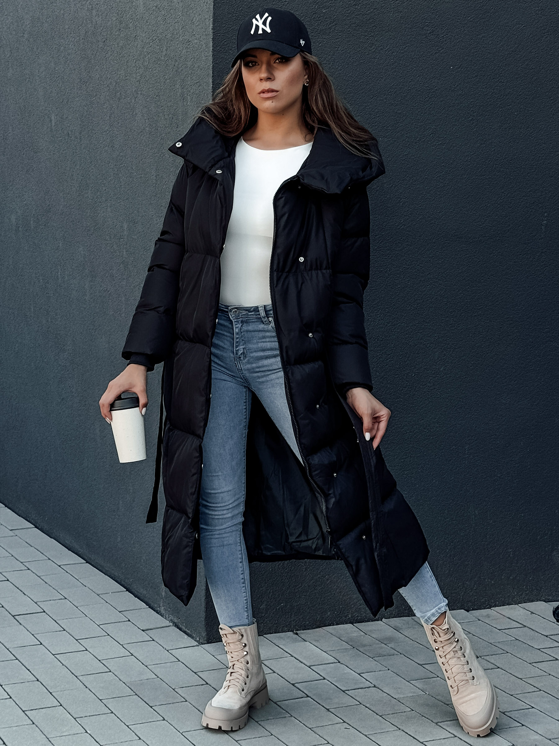 Palton matlasat pentru femei CLOUTIQUE negru